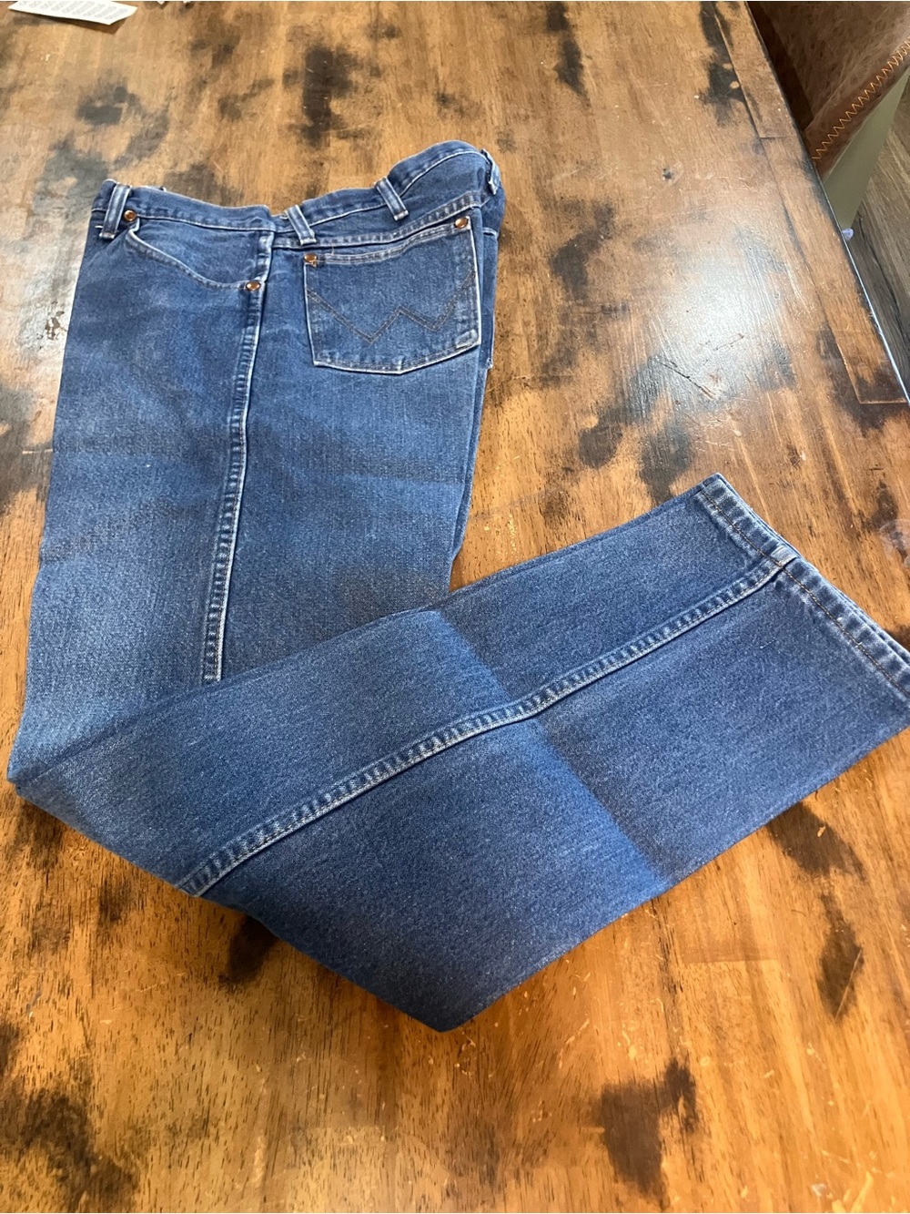 Wrangler Men’s Straight Leg Denim Jeans in Blue